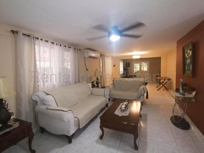 Casa En Alquiler En Los Ríos YM - Imagen 1