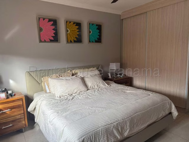 Venta de Casa en Versalles CM - Imagen 9
