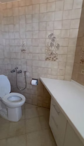 Se alquila apartamento en obarrio - Imagen 10