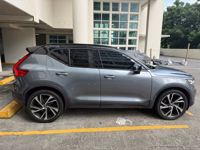 Volvo XC40 T5 R-Design 2019 EXCELENTE CONDICIONES - Imagen 4
