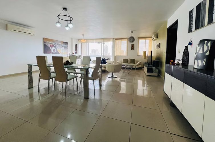 Alquilo Apartamento Amoblado en Obarrio, 3 Recámaras, 200m², Excelente Ubicación. - Imagen 3