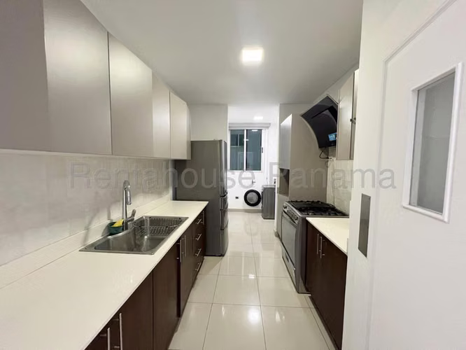 Alquiler de apartamento en Ph Hill Towers 27MVCH1886 - Imagen 3
