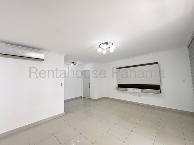 Alquiler de apartamento en Ph Hill Towers 27MVCH1886 - Imagen 2