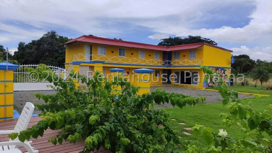 Aparta Hotel en Venta en Playa Blanca YM