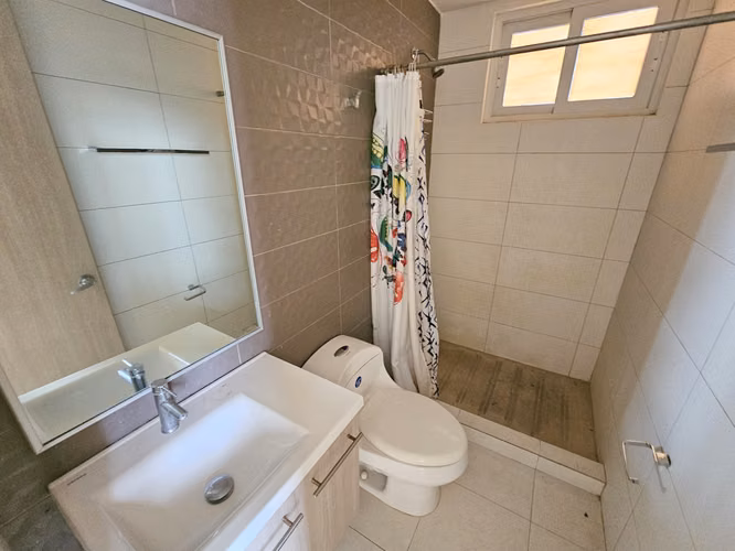 Venta de Apartamento en Torres de Versalles II. Haga una oferta - Imagen 8