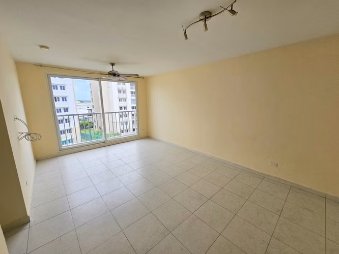 Venta de Apartamento en Torres de Versalles II. Haga una oferta - Imagen 3