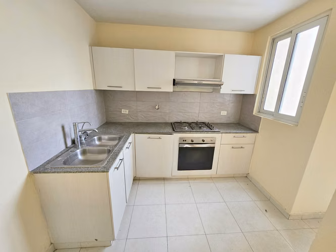 Venta de Apartamento en Torres de Versalles II. Haga una oferta - Imagen 14