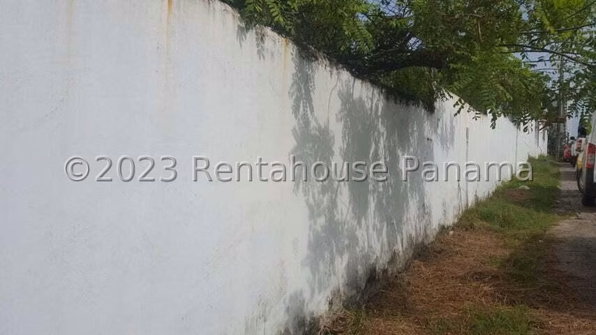 Venta de terreno en avenida principal de Santa Elena, Parque Lefevre - Imagen 10