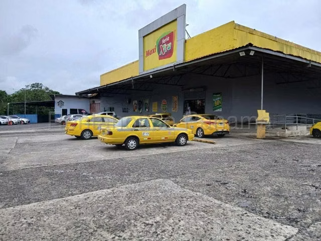 Alquiler local comercial en Chilibre 27GC1731