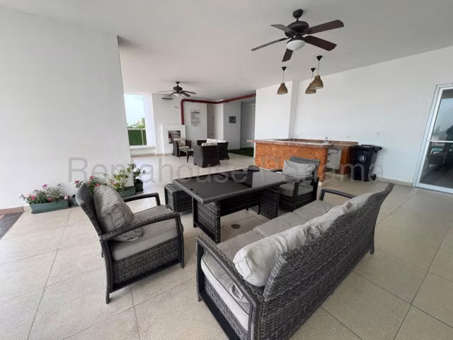 Apartamento en alquiler en PH Hill Towers 27LRL1886 - Imagen 15