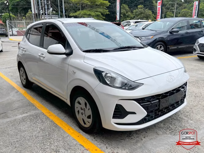 Hyundai Grand i10 HB 2025 Automática EJ9606 - Imagen 3