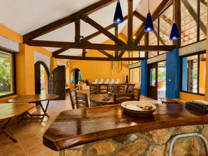 Casa en venta en Coronado | 9,870 m² de terreno | $500,000 - Imagen 8