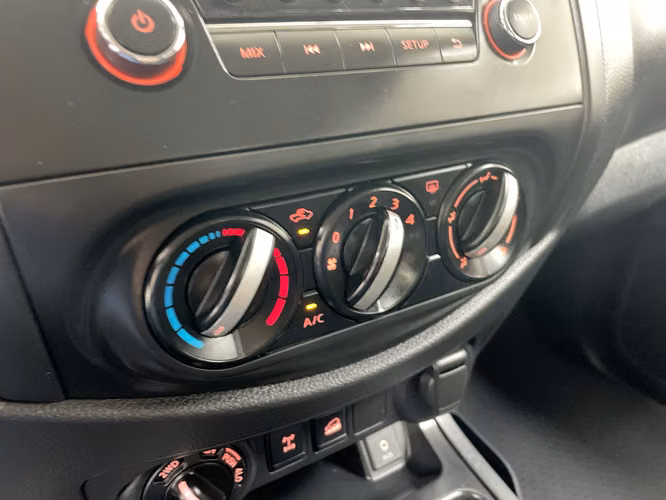 NISSAN NP300 FRONTIER - 2025 - PFNX - Automarket - Imagen 9