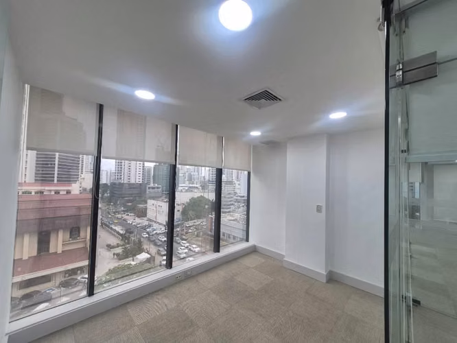 Alquiler Obarrio la Mejor Area Comercial y Finaciera para Oficinas Ocupacion.Inmediata - Imagen 5
