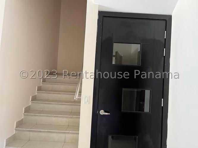Venta de Casa con Línea blanca en Panama Pacifico Woodlands EC - Imagen 15