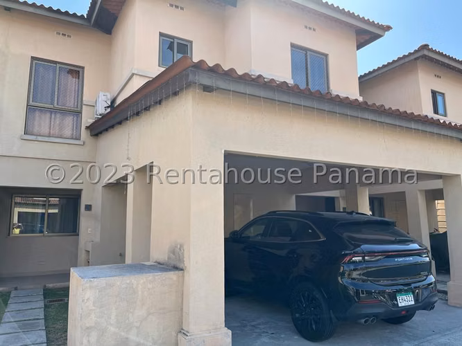 Venta de Casa con Línea blanca en Panama Pacifico Woodlands EC - Imagen 16