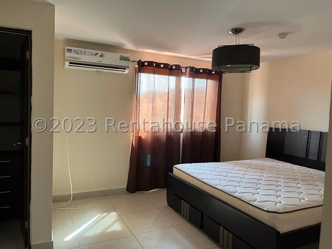 Venta de Casa con Línea blanca en Panama Pacifico Woodlands EC - Imagen 6