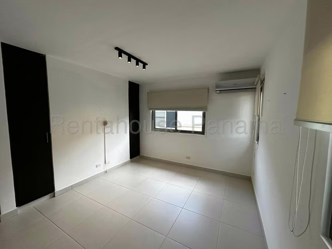 Venta de Casa con Línea blanca en Panama Pacifico Woodlands EC - Imagen 18