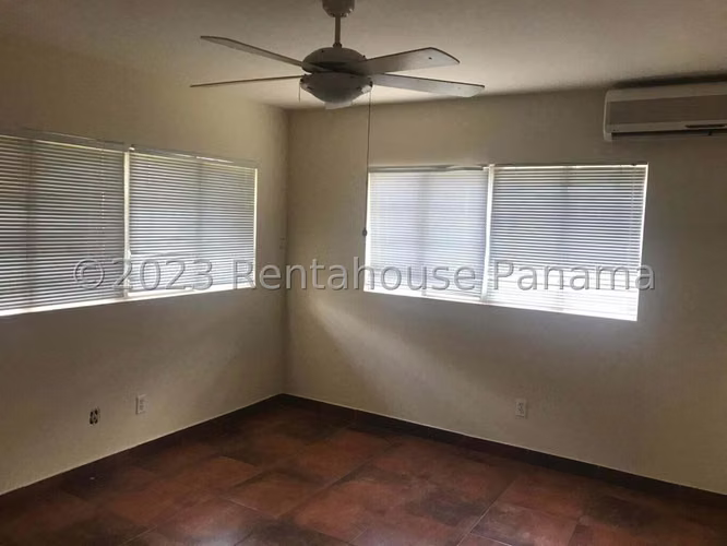 Venta de Casa en Panama Pacifico Villas de Howard EC - Imagen 10