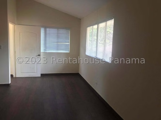 Venta de Casa en Panama Pacifico Villas de Howard EC - Imagen 3