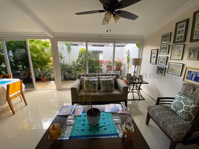 Venta de Casa en Casa Altos de Panama EC - Imagen 6