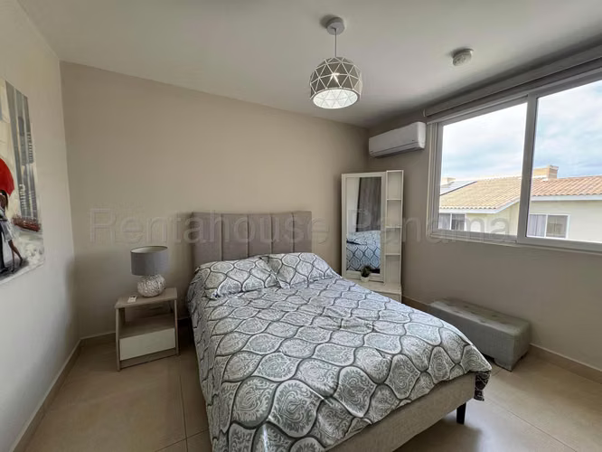 Venta de Casa Amoblado en Panama Pacifico Bosques del Pacifico EC - Imagen 14