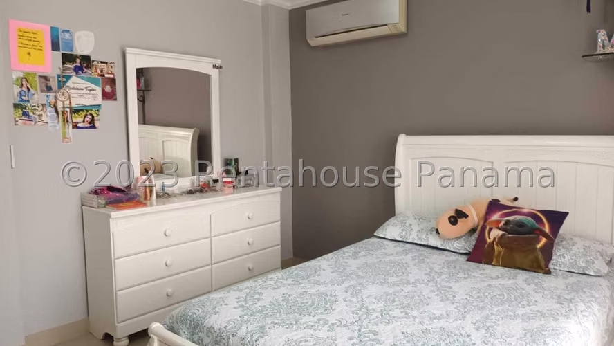 Venta de Casa en Albrook KC - Imagen 18