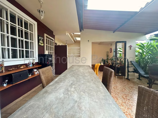 Venta de Casa en Villa Lucre Paseo Real 208 Mts PD