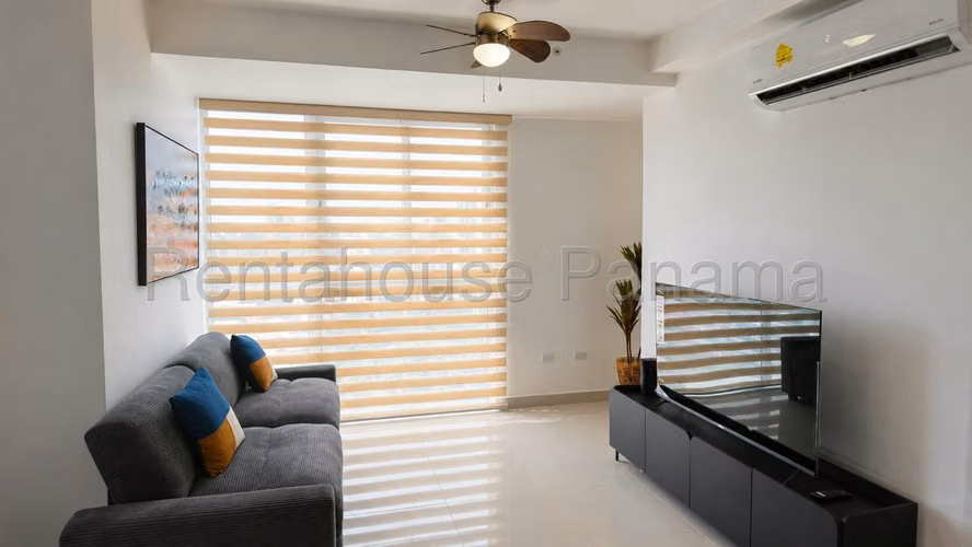 Apartamento en Alquiler en Hato Pintado. PH BELLA VEDUTA. 27LDC1874