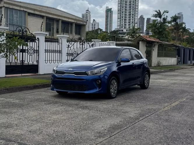KIA RIO 2018