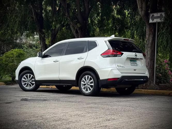 NISSAN XTRAIL 2019 - Imagen 4