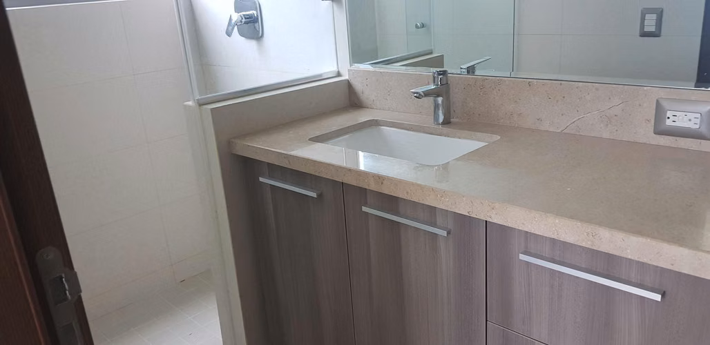 Amplio Apartamento en Venta en Costa del Este 27PPM1882 - Imagen 17