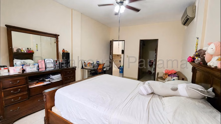 Elegante Casa en Venta en Ancón 27PPM1873 - Imagen 15
