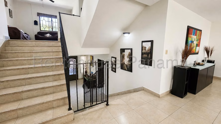 Elegante Casa en Venta en Ancón 27PPM1873 - Imagen 5