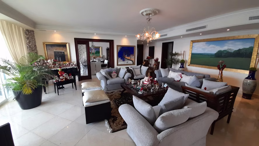 Bahia Pacifica. 427mts 4r 4.5b 3est 1dep $1,250,000.00 - Imagen 3
