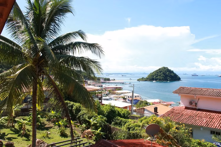 Eco-lodge: Oportunidad Única de Inversión en Taboga - Imagen 2