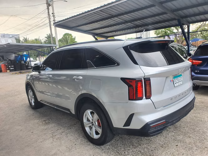 KIA SORENTO 2022 - Imagen 6