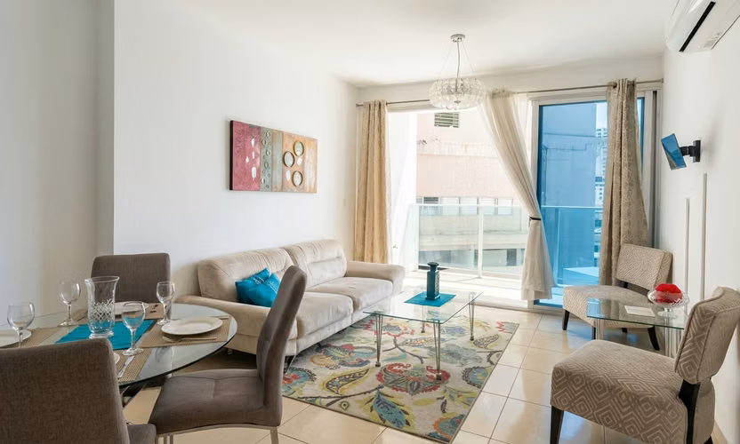 Apartamento en Punta Pacifica I con balcón y vista al mar - Imagen 3