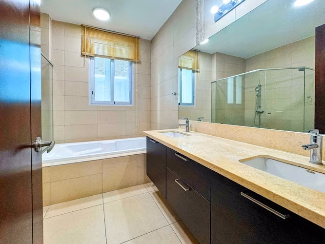 Apartamento en Punta Pacifica I con balcón y vista a la ciudad - Imagen 12