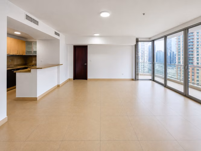 Apartamento en Punta Pacifica I con balcón y vista a la ciudad