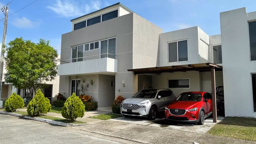 VENDO casa en costa sur VILLA SUR RESIDENCES OF27-1824