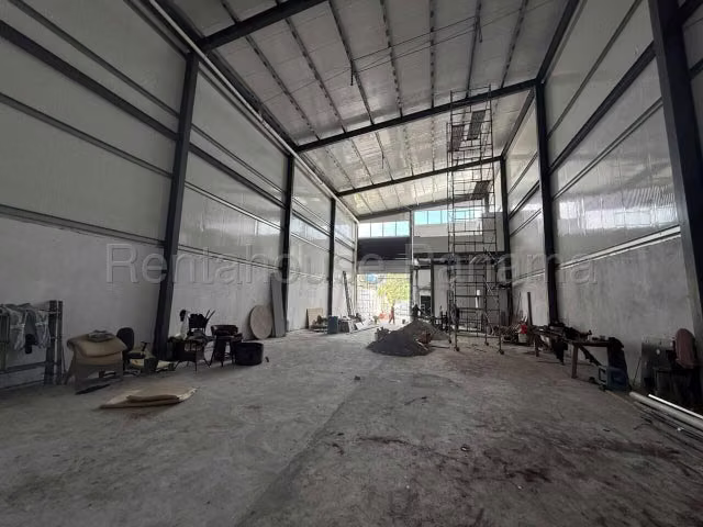 Se alquila Galera Industrial en Santa Elena - Imagen 14