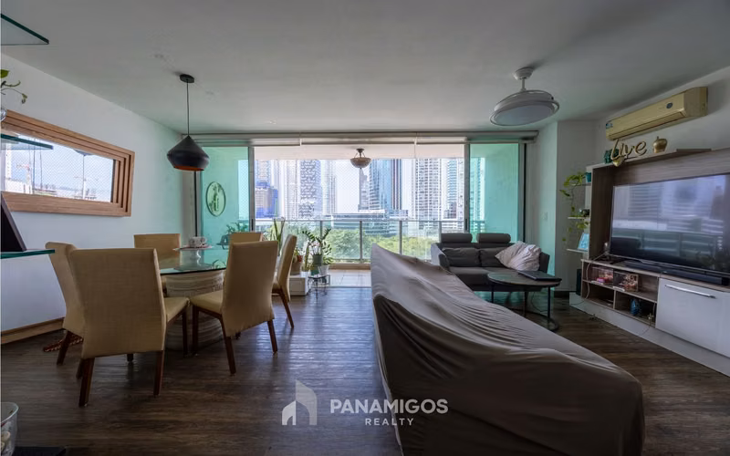 Apartamento con línea blanca en PH Sevilla, Costa del Este