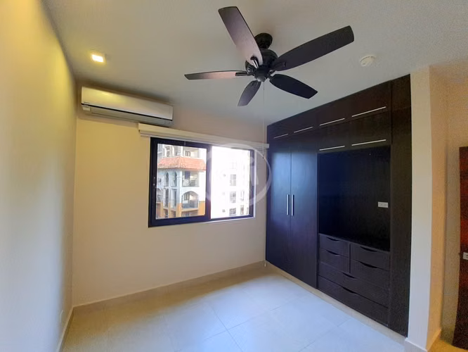 Alquiler Apartamento Embassy Club Garden Remodelado Cerca de Casa Club - Imagen 17