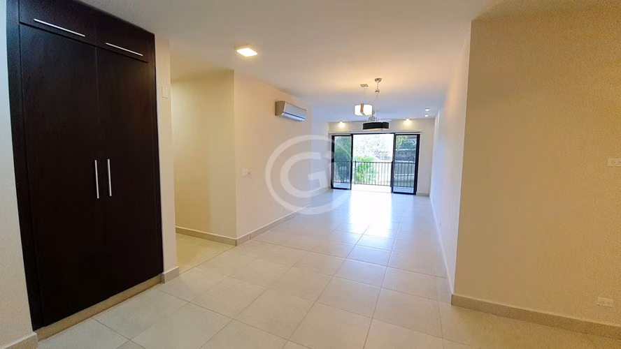 Alquiler Apartamento Embassy Club Garden Remodelado Cerca de Casa Club - Imagen 7