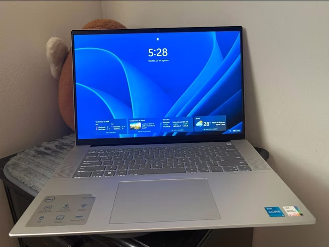 Potente Dell 16 5630 Core i5 1335U SSD 512GB 16GB RAM - Imagen 1