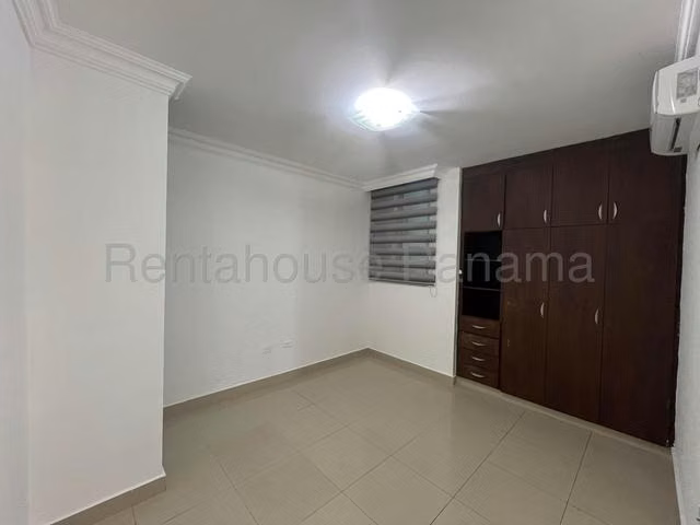SE alquila apartamento con 2 parkings en Dos Mares - Imagen 11