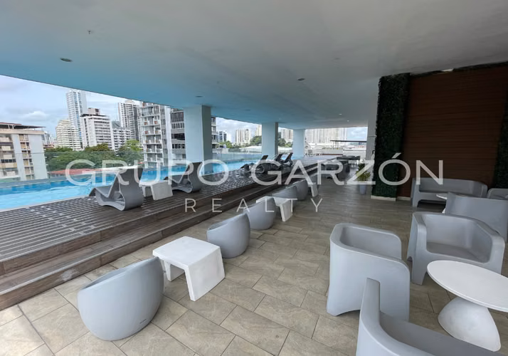 Se alquila apartamento en PH Venezia Tower (con 2 estacionamientos en El Carmen) - Imagen 14