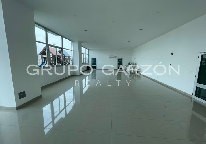 Se alquila apartamento en PH Venezia Tower (con 2 estacionamientos en El Carmen) - Imagen 18