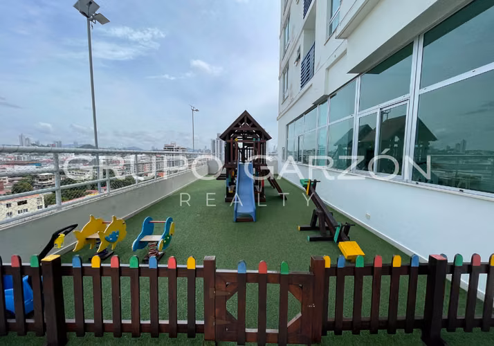 Se alquila apartamento en PH Venezia Tower (con 2 estacionamientos en El Carmen) - Imagen 19